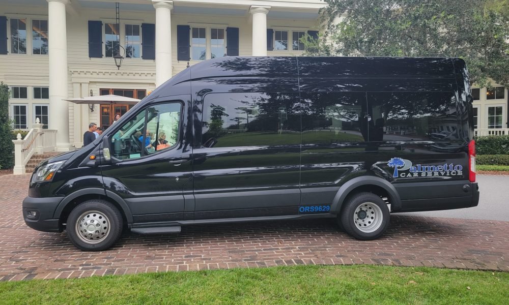 van rental, group travel, transit van rental, luxury vans, 14-passenger van rental, quality transportation, sprinter van service, van transportation, van transport, van hire, group transportation, van shuttle service, group travel services